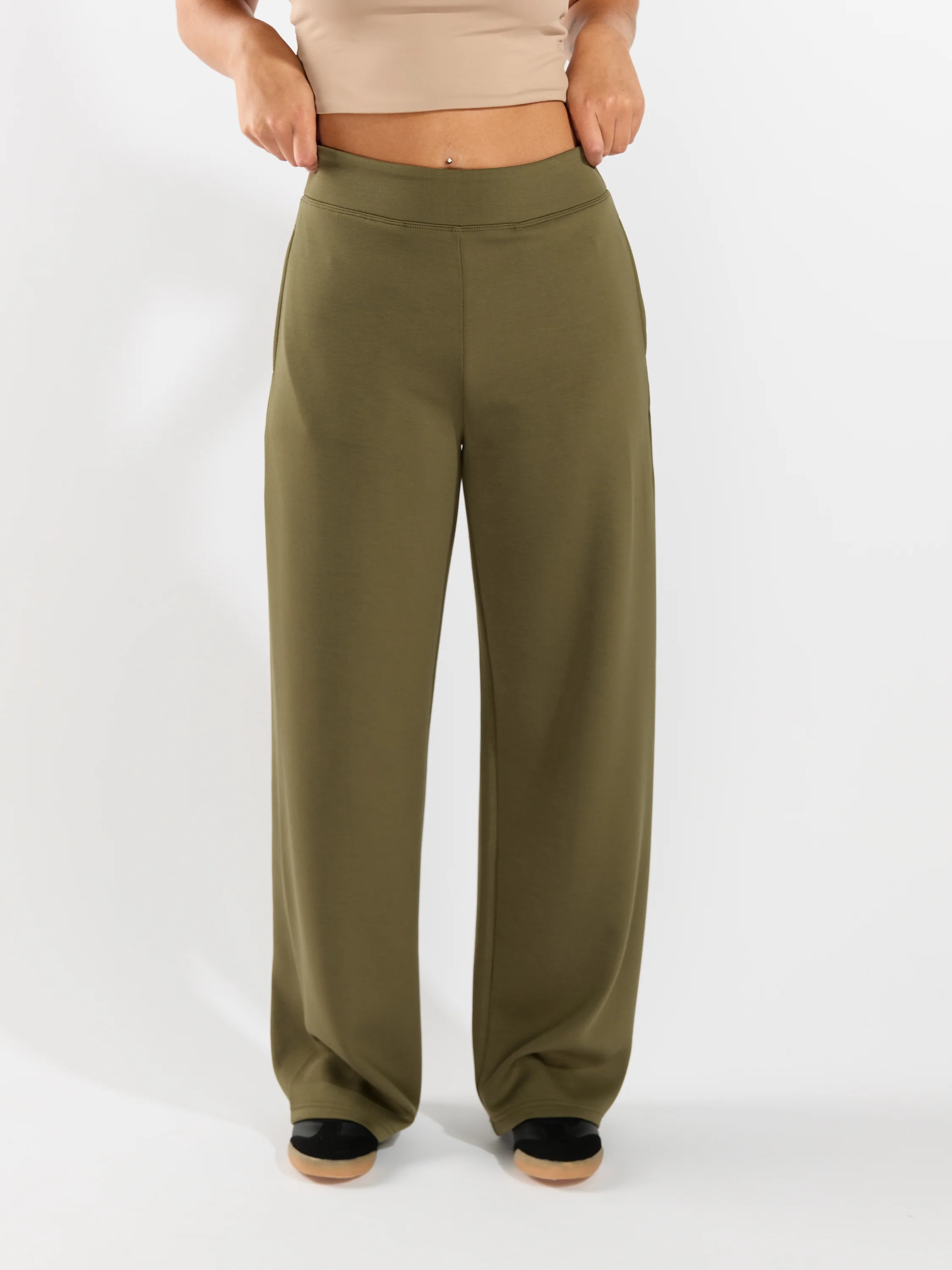 Second Skin Victoria Solid Scuba Wide Pant - Image 7